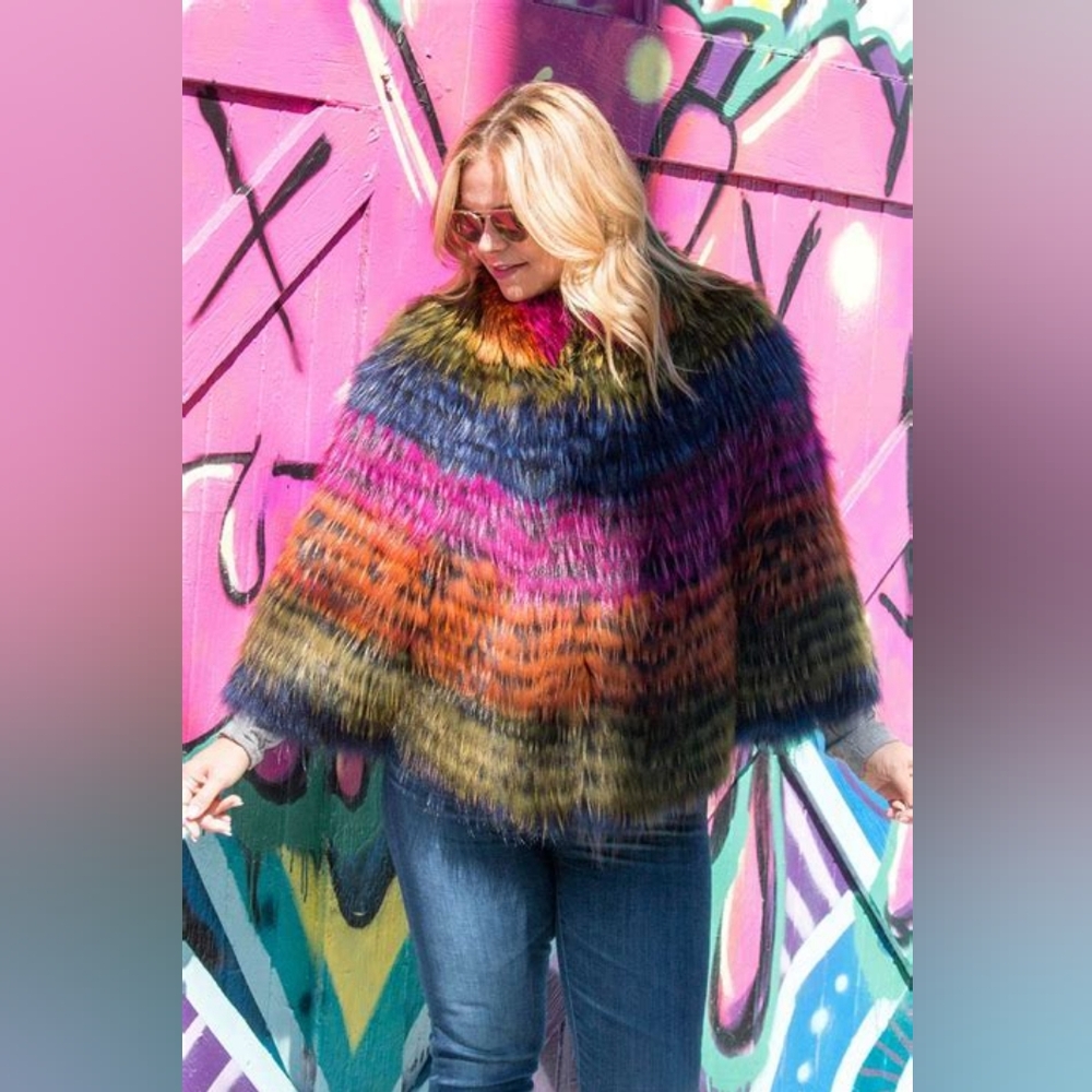 Fox Fur Cape Poncho Jacket - Picture 11 of 16